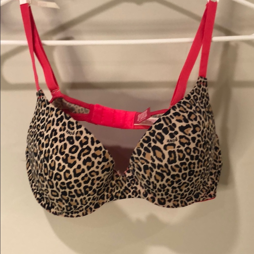 Victoria Secret Wear Everywhere Push Up Bra